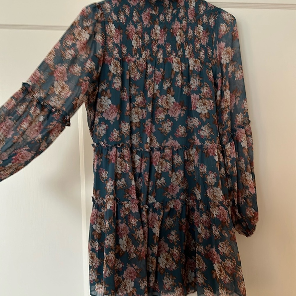 Spring dress! - Picture 2 of 5